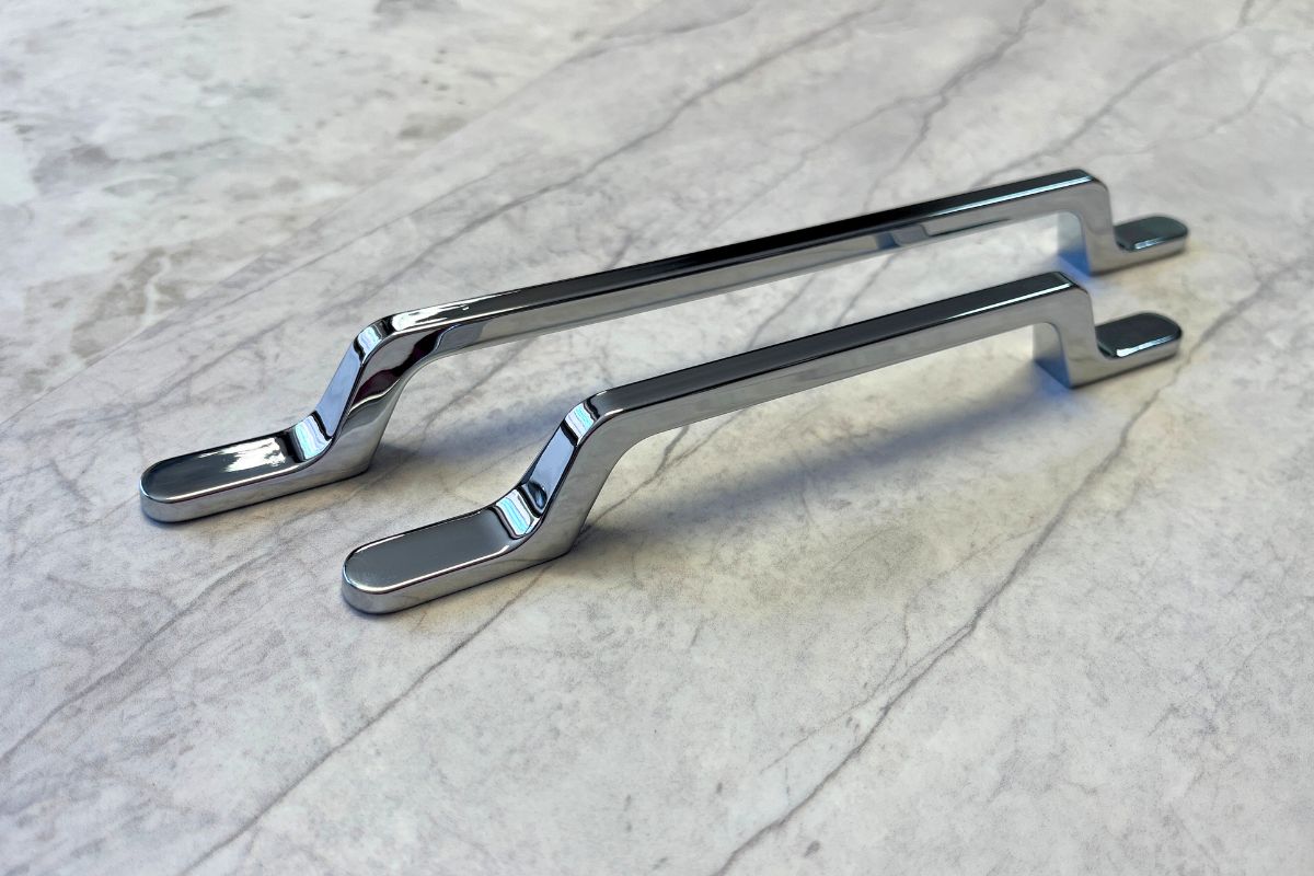 Uchwyt meblowy U0706 chrom DOMINO