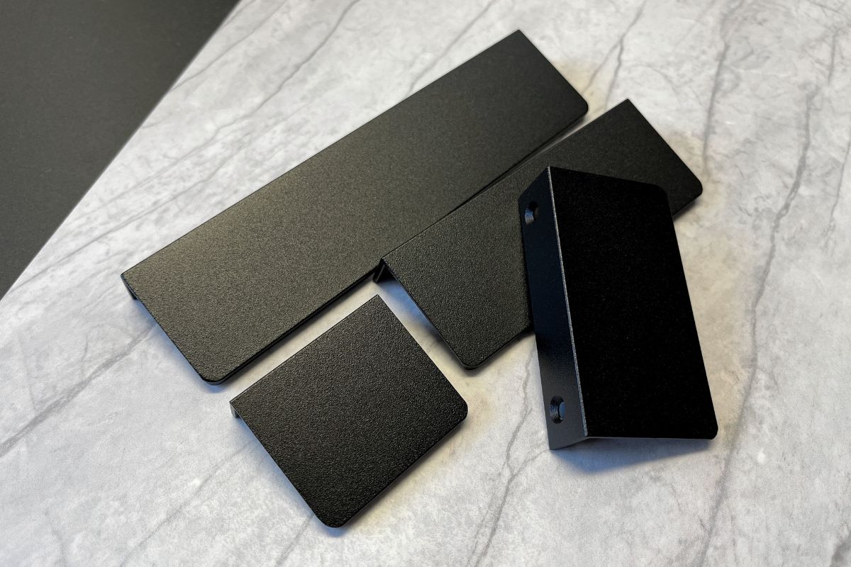 Uchwyt meblowy 3710 czarny SCHWINN